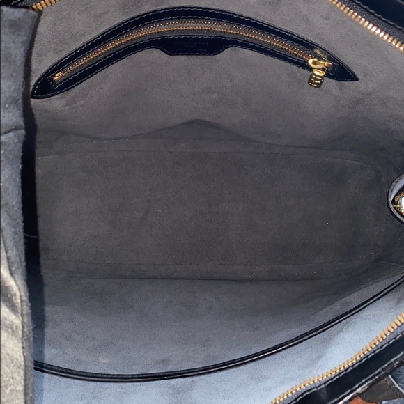 Louis Vuitton Lussac Black Epi Shoulder Bag with COA - Picture 4 of 13